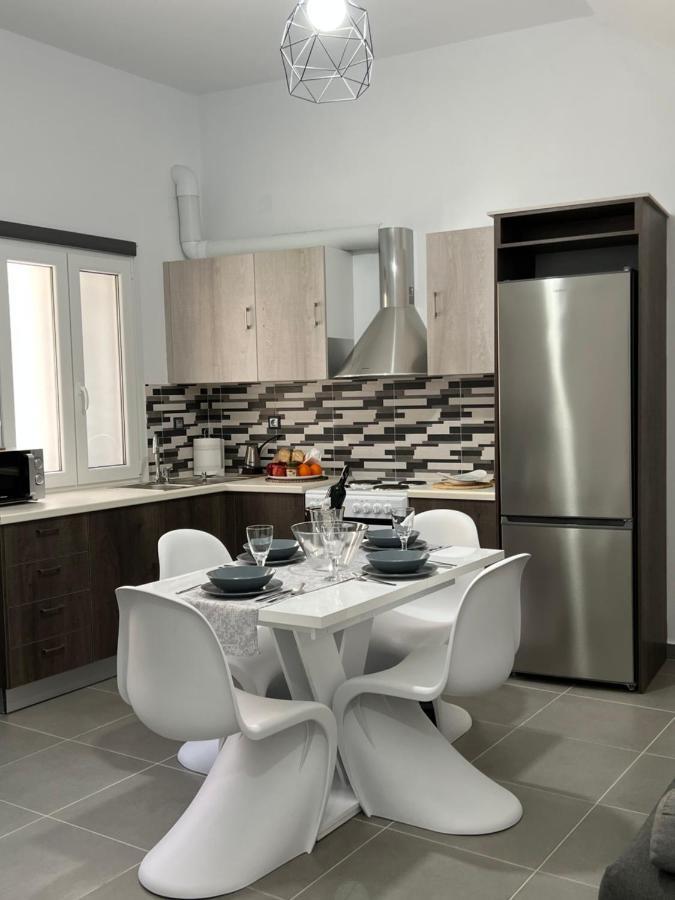Thania'S House ,4 Minutes From The Center Of Hermoulis Ермополи Екстериор снимка